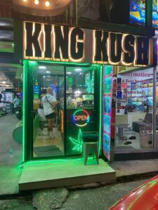 King Kush, Patong