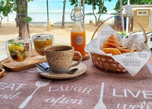 Roxane Cafe & Restaurant