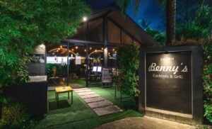 Benny’s Cocktails & Grill