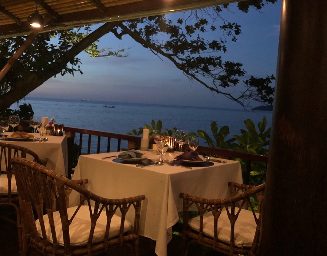 On The Rock Restaurant